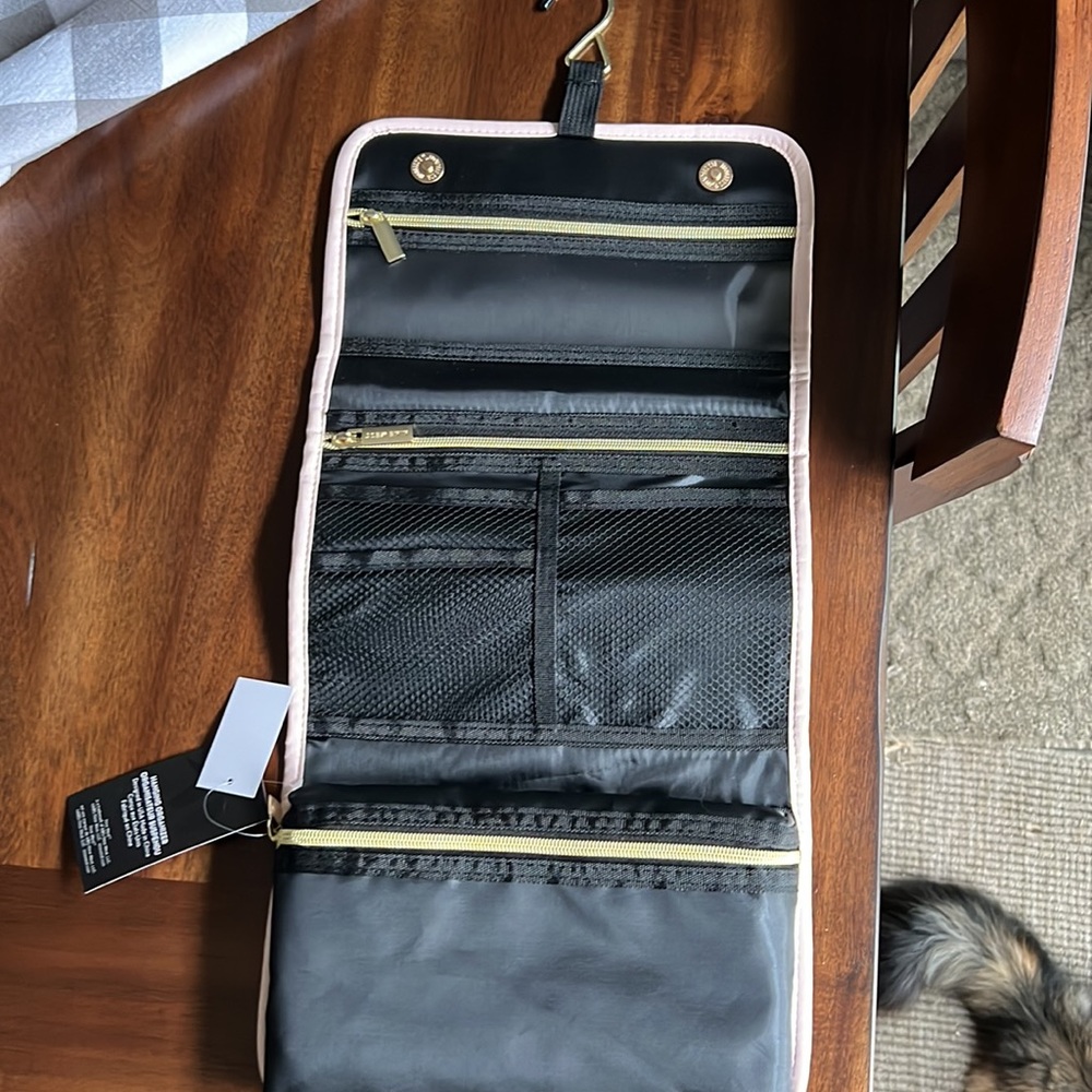 Travel organizer - Picture 2 of 3